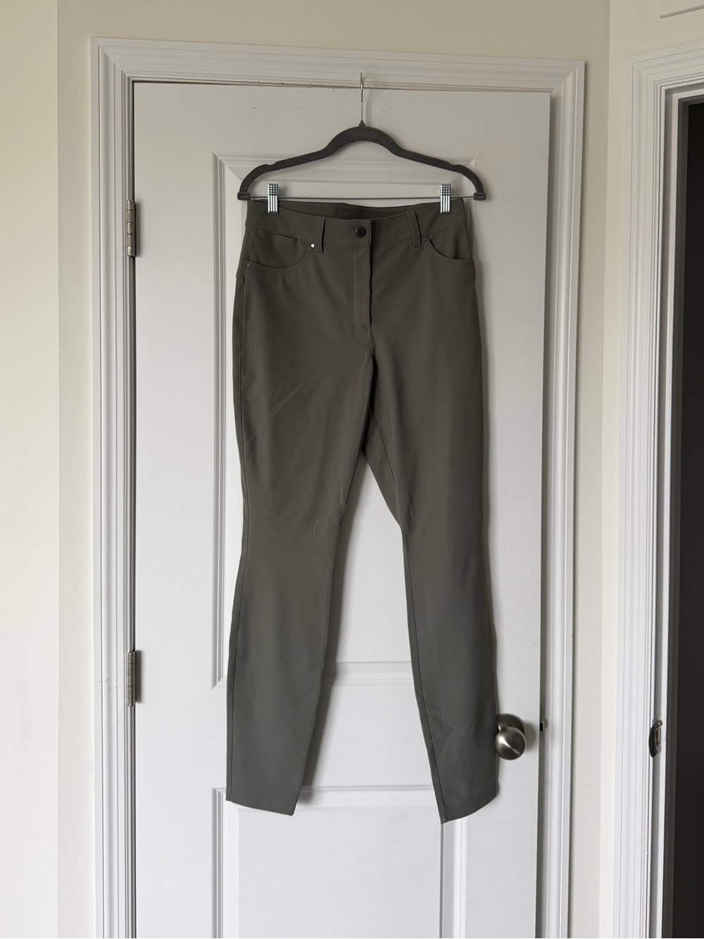 lululemon athletica City Sleek 5 Pocket Green Skinny Pants